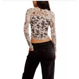 Free People White Blue Gray Floral Bettys Garden Sheer Long-Sleeve Tag missing